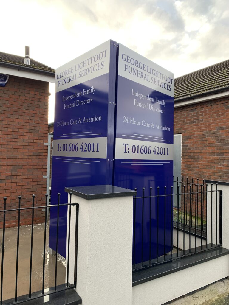 northwich totem signs Custom shop front signage for retail businesses in Knutsford