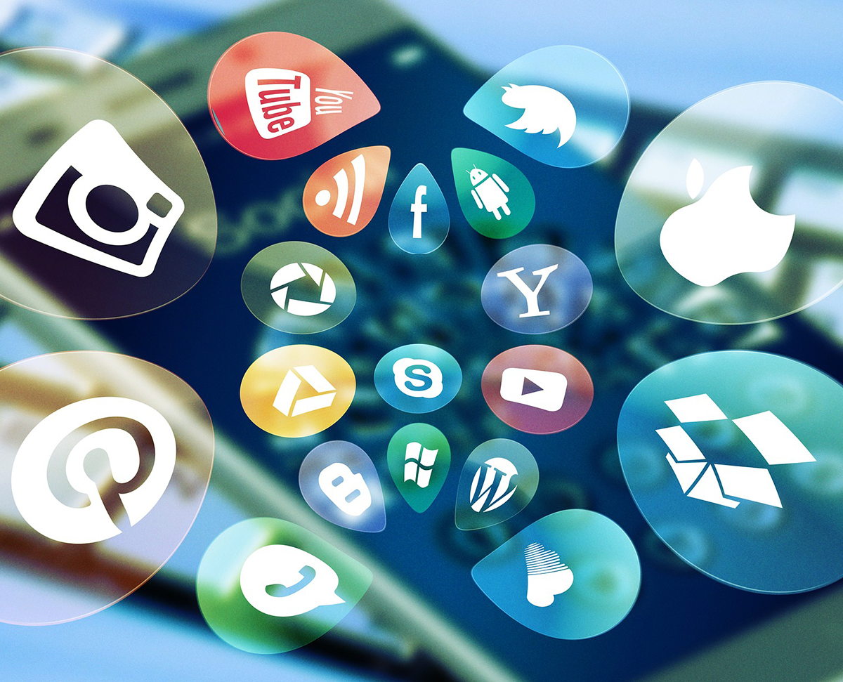 Social media marketing icons including Facebook, Instagram and YouTube - Northwich social media management